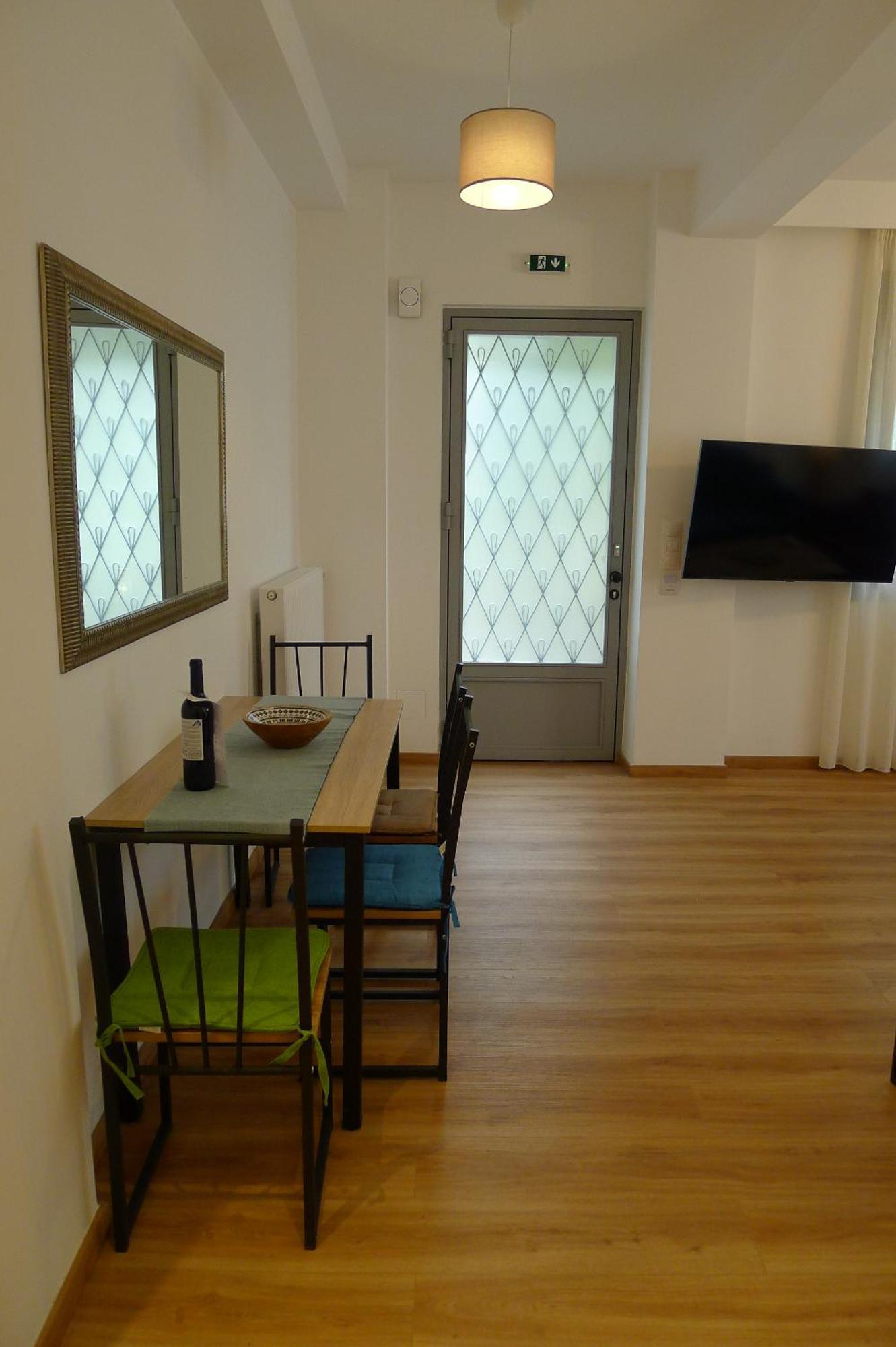 Апартаменти Cosy 2Ba Close To Archeological Museum Of Athens And Pedion Tou Areos Екстер'єр фото